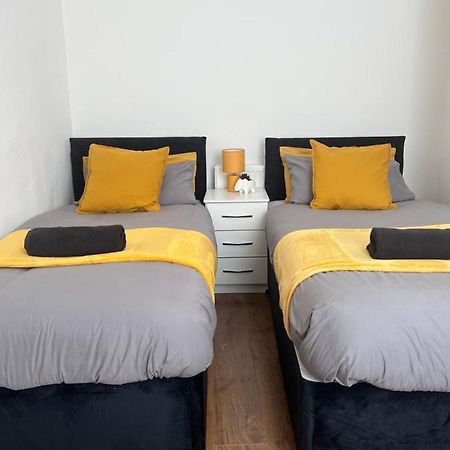 Spacious 3 Bed - Efc Stays Liverpool Eksteriør billede